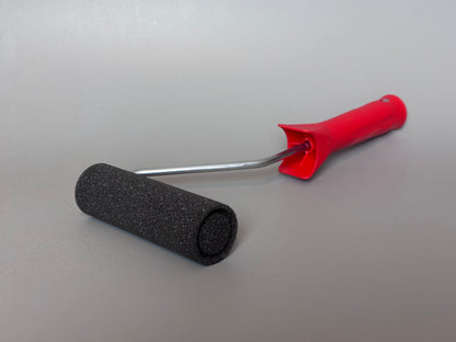 Set: 2 Rollen, 2 Rollenbügel, 1 Pinsel, 1 Farbwanne